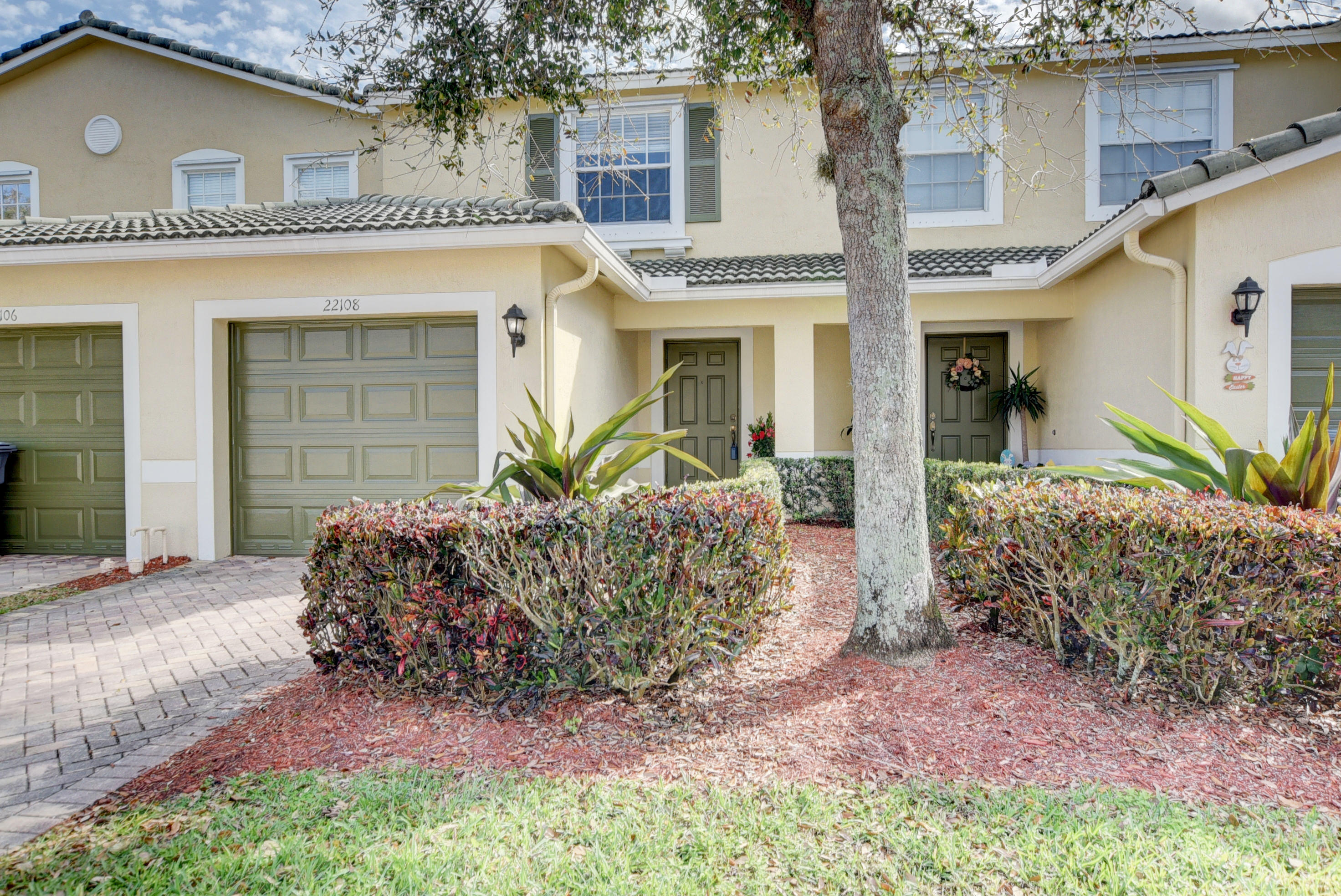 22108 Majestic Woods Way Boca Raton, FL 33428 - Photo 2 of 36 02_ebf_0786and4more