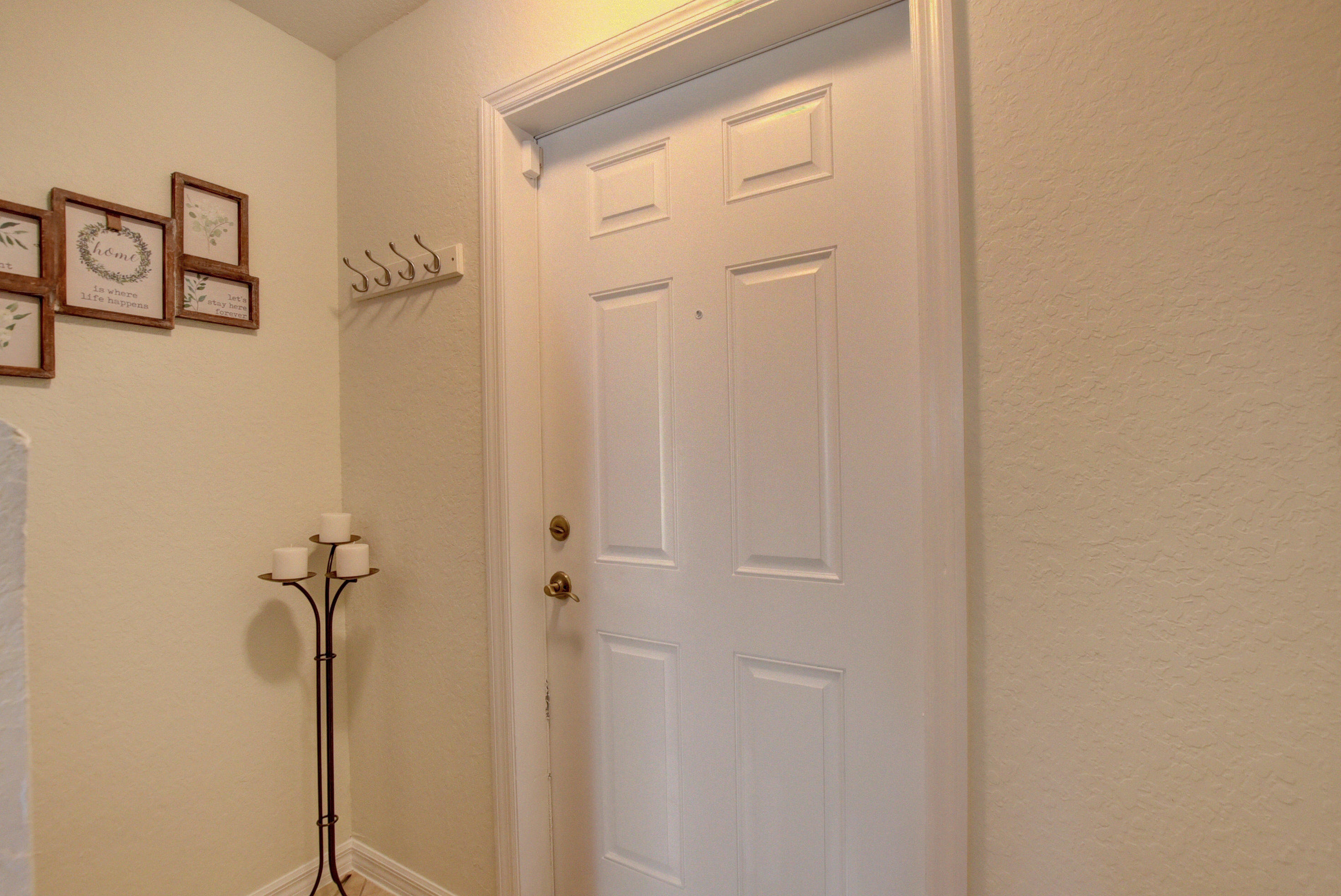 22108 Majestic Woods Way Boca Raton, FL 33428 - Photo 4 of 36 04_ebf_0816and4more
