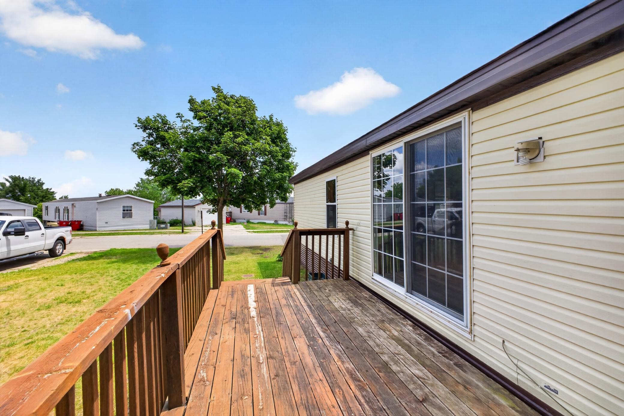 580 36th Street Southwest Rochester, MN 55902 - Photo 5 of 29