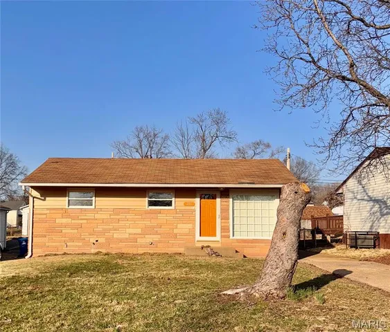 $120,000 | 211 Perthshire Road, St. Louis, MO 63137