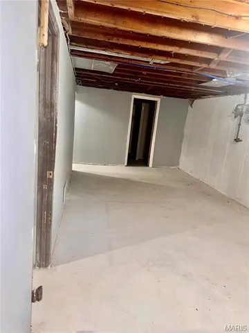 $120,000 | 211 Perthshire Road, St. Louis, MO 63137