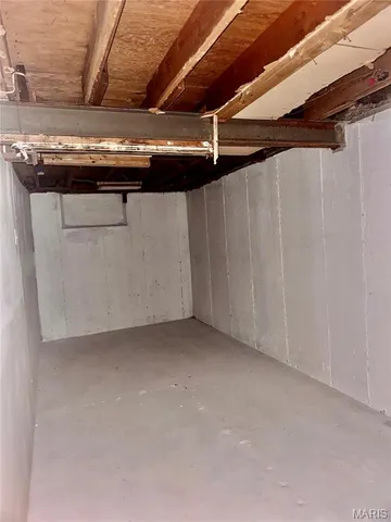 $120,000 | 211 Perthshire Road, St. Louis, MO 63137