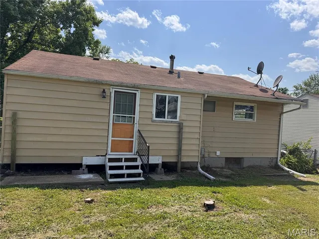 $120,000 | 211 Perthshire Road, St. Louis, MO 63137