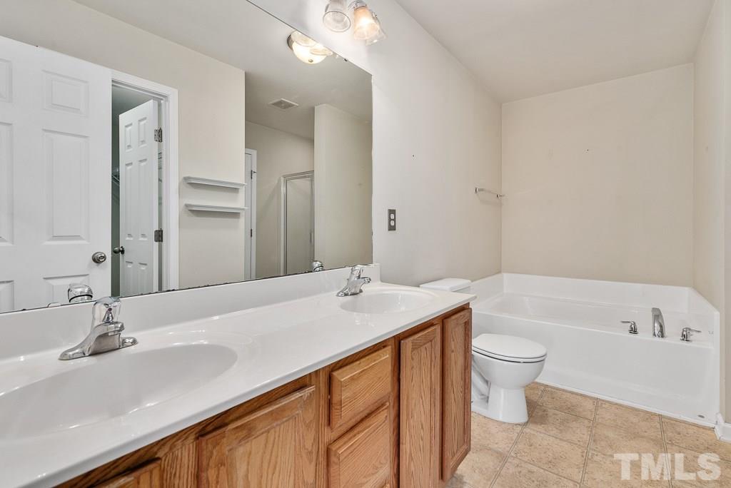 8219 Belneath Court Raleigh, NC 27613 - Photo 13 of 18