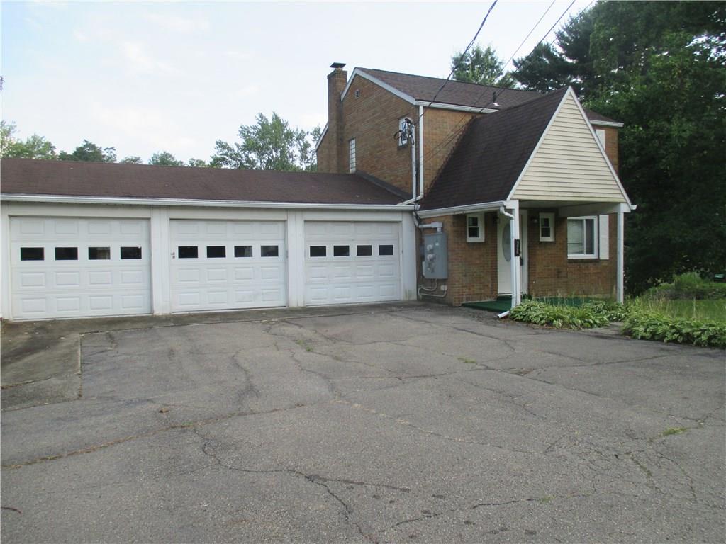 326 Hulton Road Verona, PA 15147 - Photo 17 of 17 FRONT. WHAT A GREAT LARGE DRIVEWAY