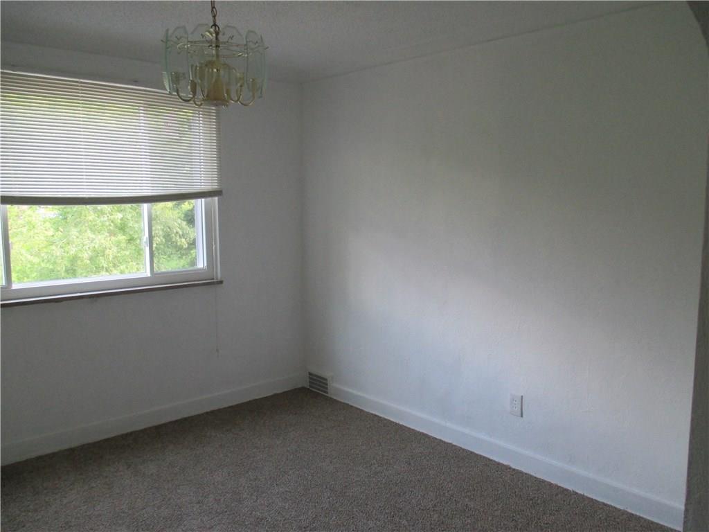 326 Hulton Road Verona, PA 15147 - Photo 5 of 17 DINING ROOM