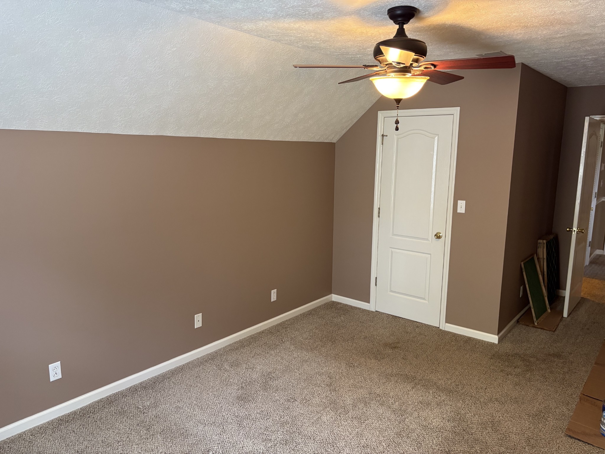 5234 Shellsford Road McMinnville, TN 37110 - Photo 36 of 59 a view of room with a ceiling fan