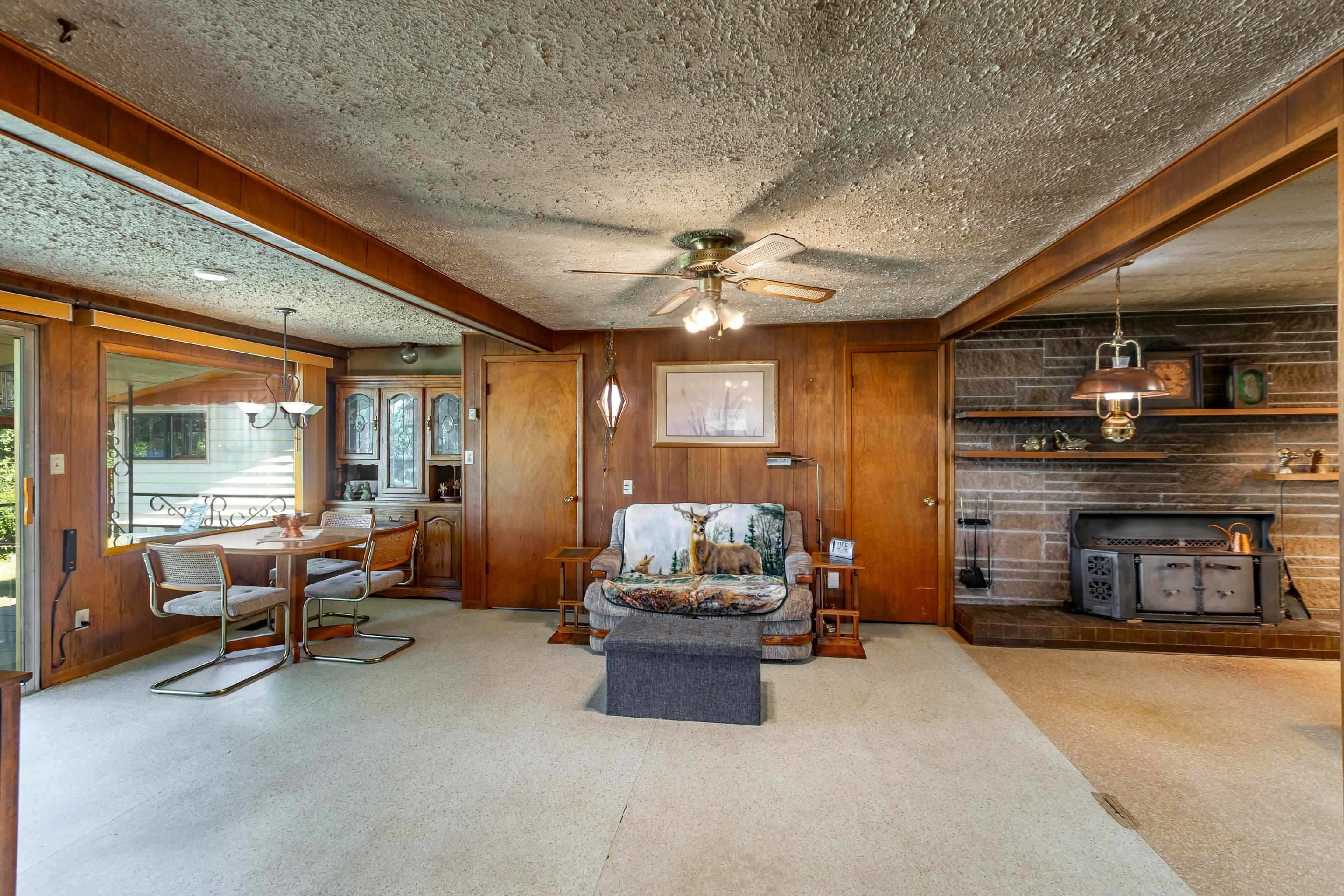 41125 North Lake Shore Road Elk, WA 99009 - Photo 26 of 43
