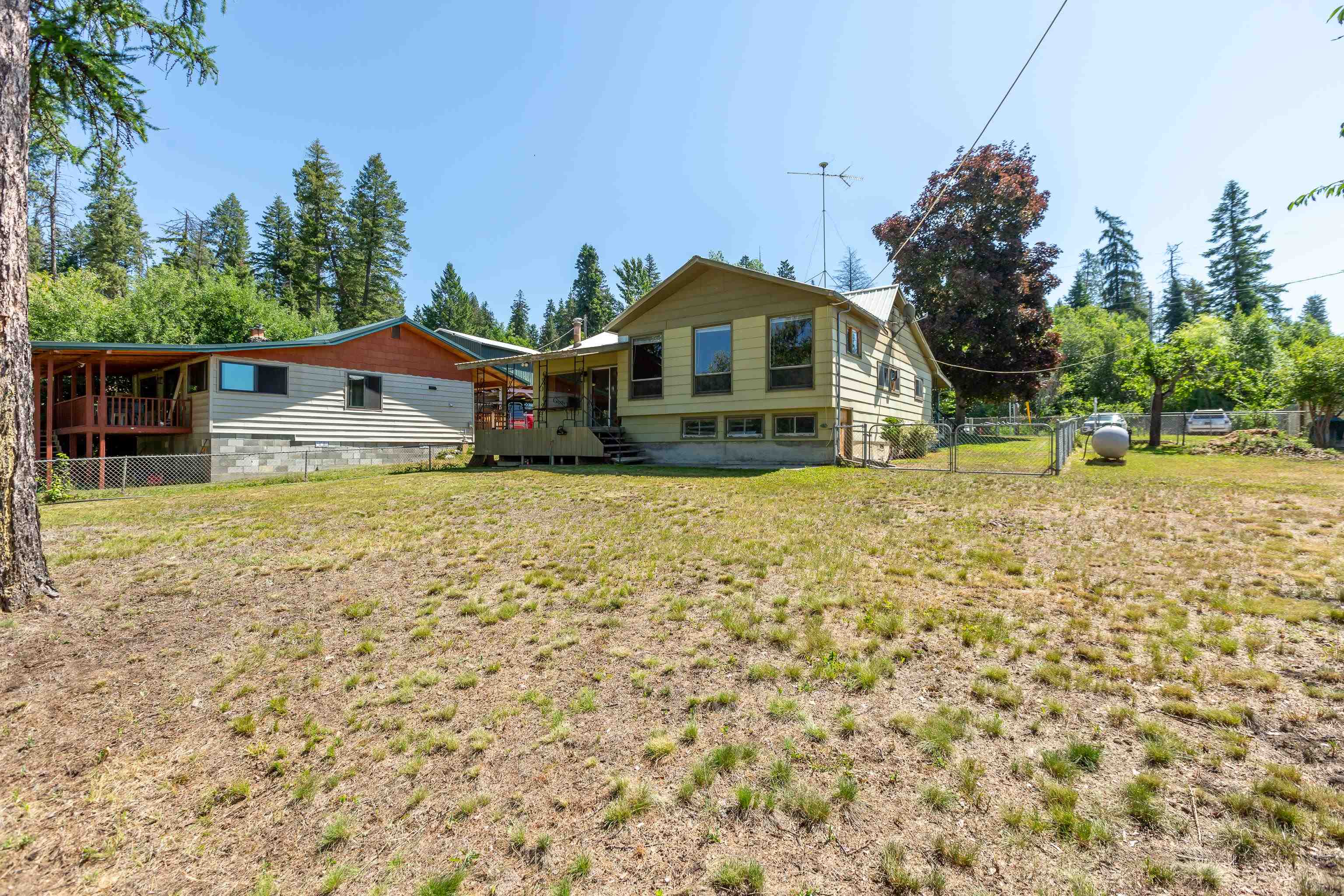 41125 North Lake Shore Road Elk, WA 99009 - Photo 33 of 43