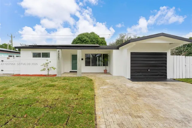 $549,999 | 3301 North 66th Avenue, Hollywood, FL 33024