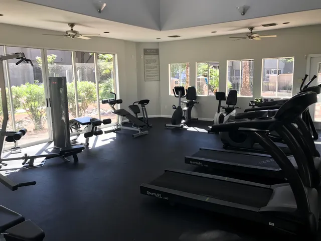 $1,825 | 3830 East Lakewood Parkway East, Unit 2149, Phoenix, AZ 85048