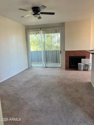 $1,825 | 3830 East Lakewood Parkway East, Unit 2149, Phoenix, AZ 85048