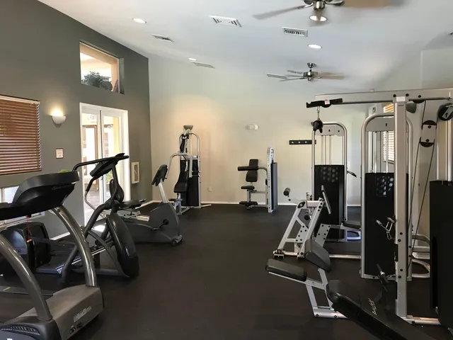 $1,825 | 3830 East Lakewood Parkway East, Unit 2149, Phoenix, AZ 85048