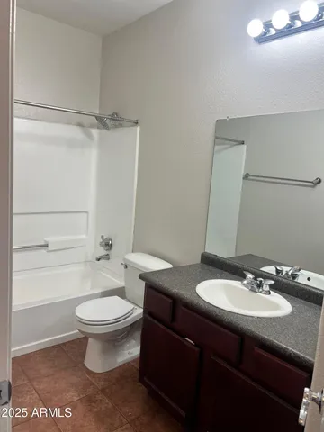 $1,825 | 3830 East Lakewood Parkway East, Unit 2149, Phoenix, AZ 85048