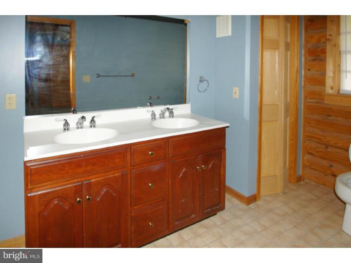 1426 Kern Road Kutztown, PA 19530 - Photo 15 of 25 Gallery Image 15