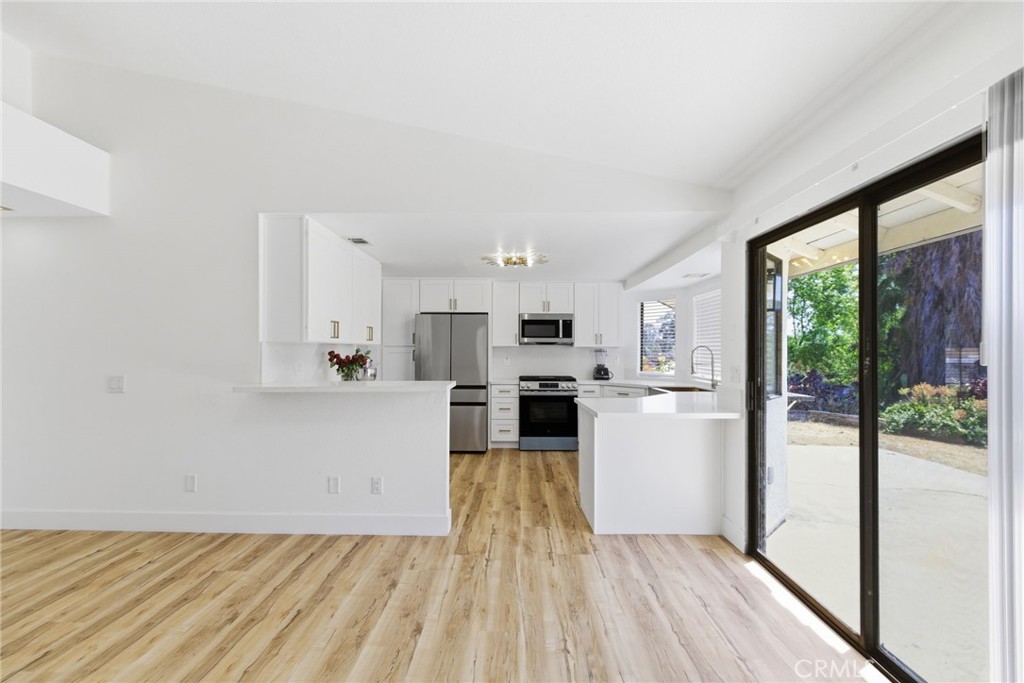 18085 Golden Leaf Lane Riverside, CA 92504 - Photo 17 of 45