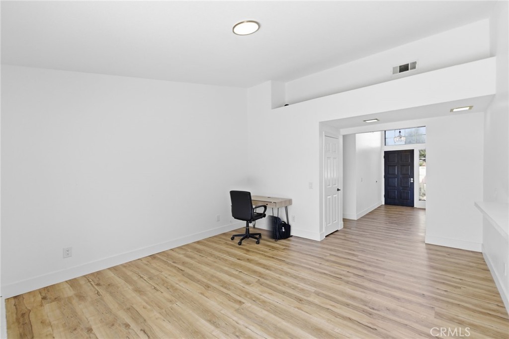 18085 Golden Leaf Lane Riverside, CA 92504 - Photo 20 of 45