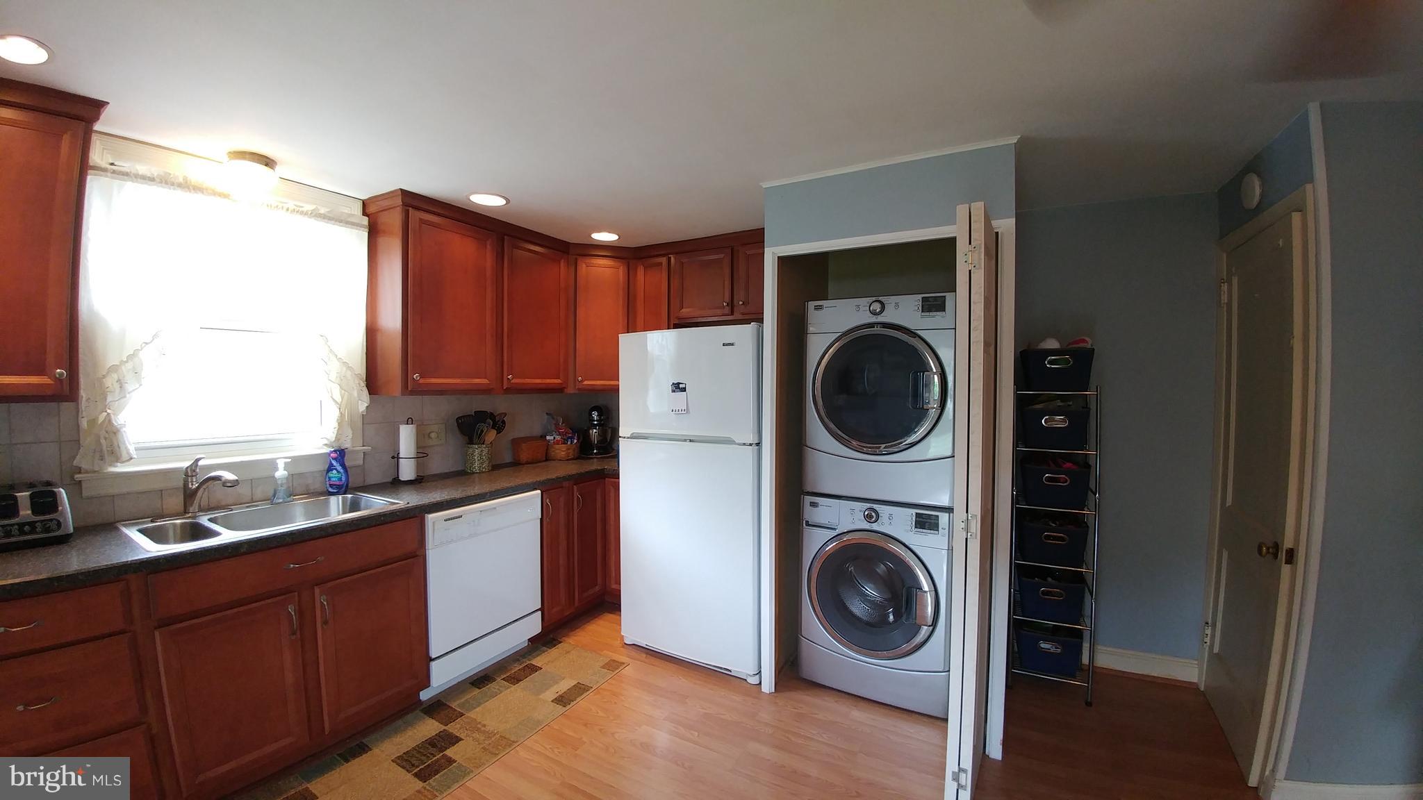 1724 Filbert Street York, PA 17404 - Photo 13 of 37