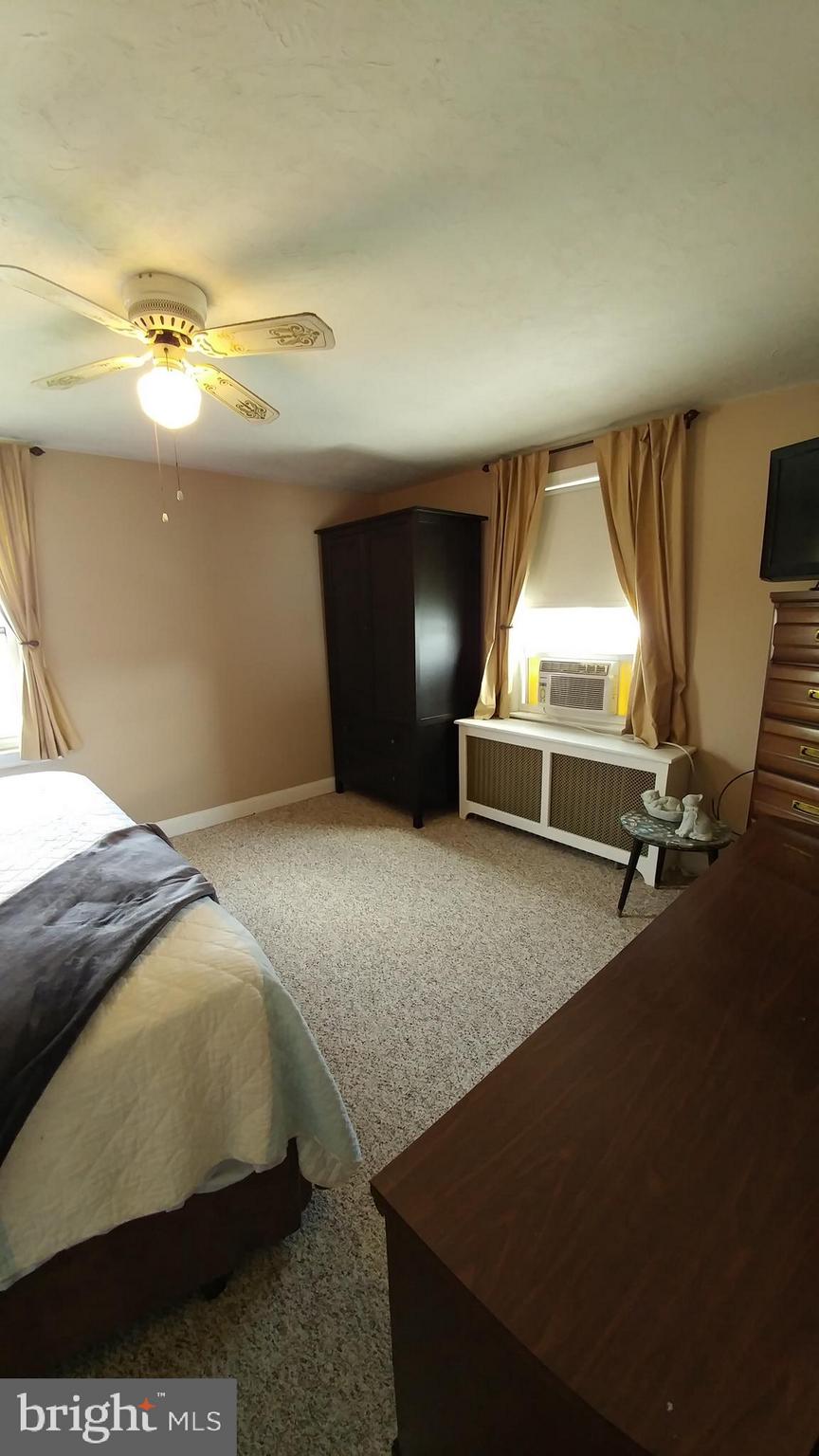 1724 Filbert Street York, PA 17404 - Photo 25 of 37