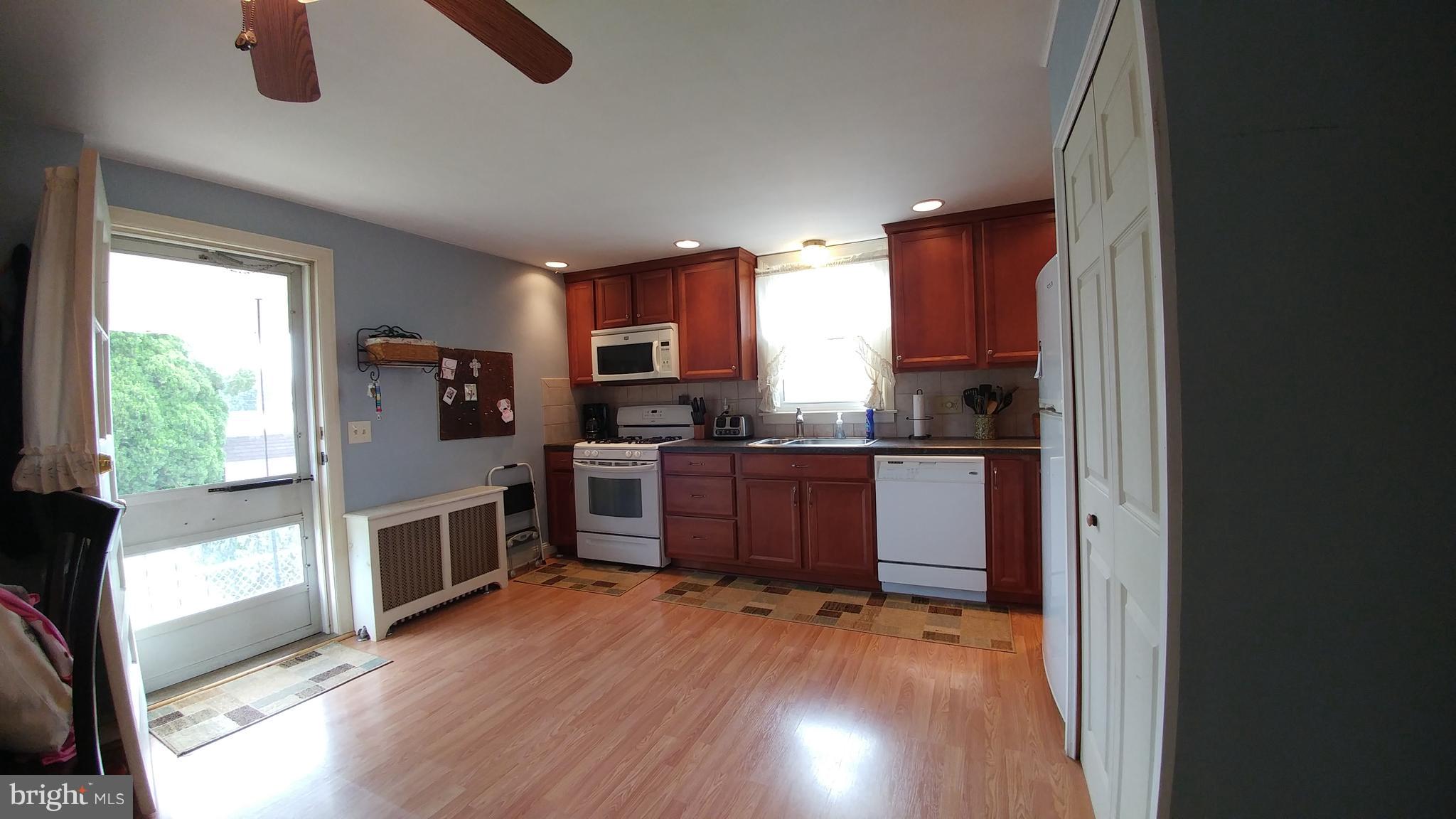 1724 Filbert Street York, PA 17404 - Photo 10 of 37