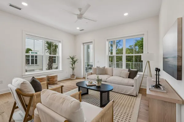 $9,250 | 540 Helmsman Street, Unit 1222, Charleston, SC 29492