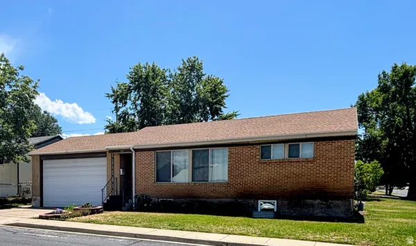 $405,000 | 309 East 4475th S Washington Terrace South, Ogden, UT 84405