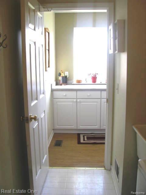 461 Lilly View Court Howell, MI 48843 - Photo 17 of 18 HILL 233.JPG