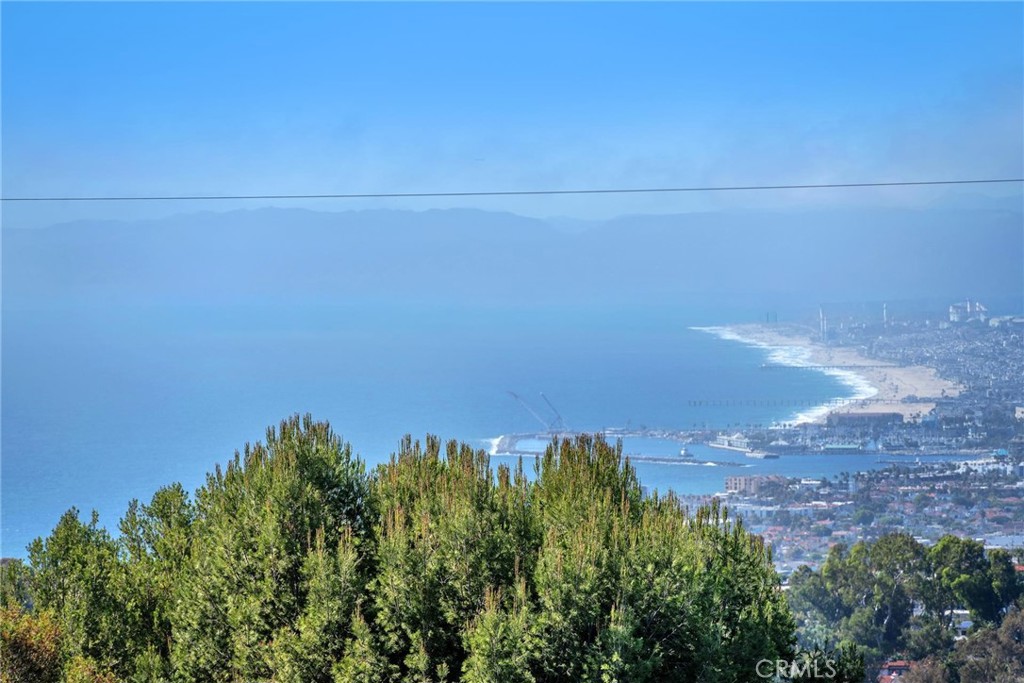 5417 Bayridge Road Rancho Palos Verdes, CA 90275 - Photo 10 of 31 Gallery Image 10