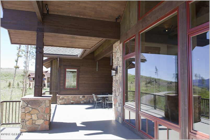 990 Cozens Ridge Fraser, CO 80442 - Photo 26 of 29 Cozens Ridge 990_Balcony