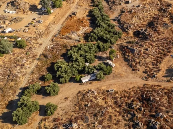 a view of a road with a yard