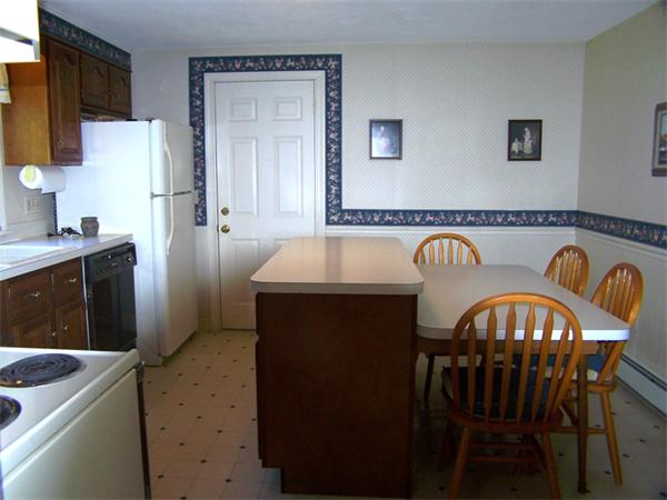 110 Wildwood Road Andover, MA 01810 - Photo 11 of 27 Gallery Image 11