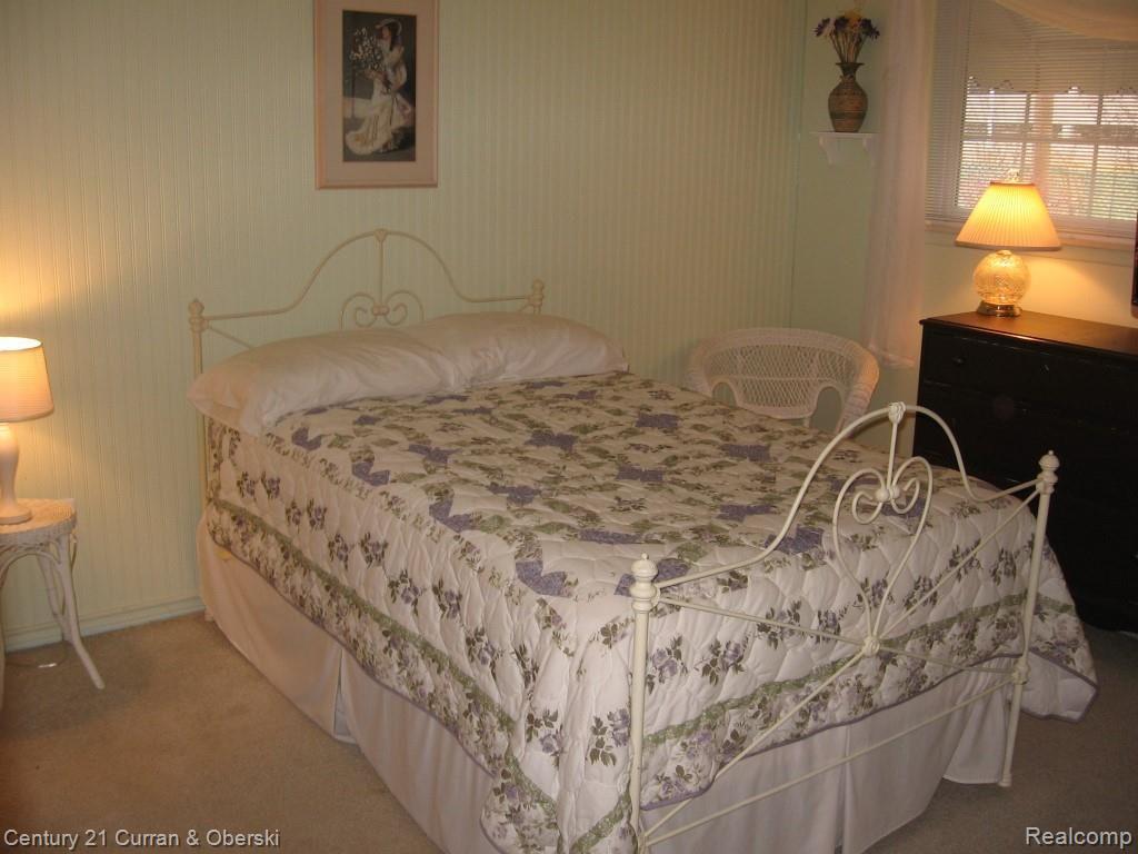 3280 Harvard Road Royal Oak, MI 48073 - Photo 7 of 14