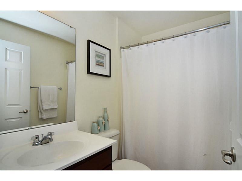 113 Walnut Drive McKees Rocks, PA 15136 - Photo 15 of 21 Full Bath. View of the hallway full bath