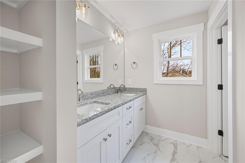4308 Old Lexington Road Winston-Salem, NC 27107 - Photo 29 of 34 Guest bathroom upstairs