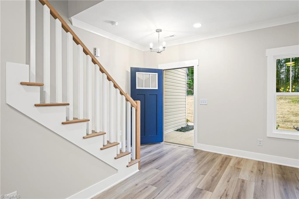 4308 Old Lexington Road Winston-Salem, NC 27107 - Photo 7 of 34 Living Room looking to front door