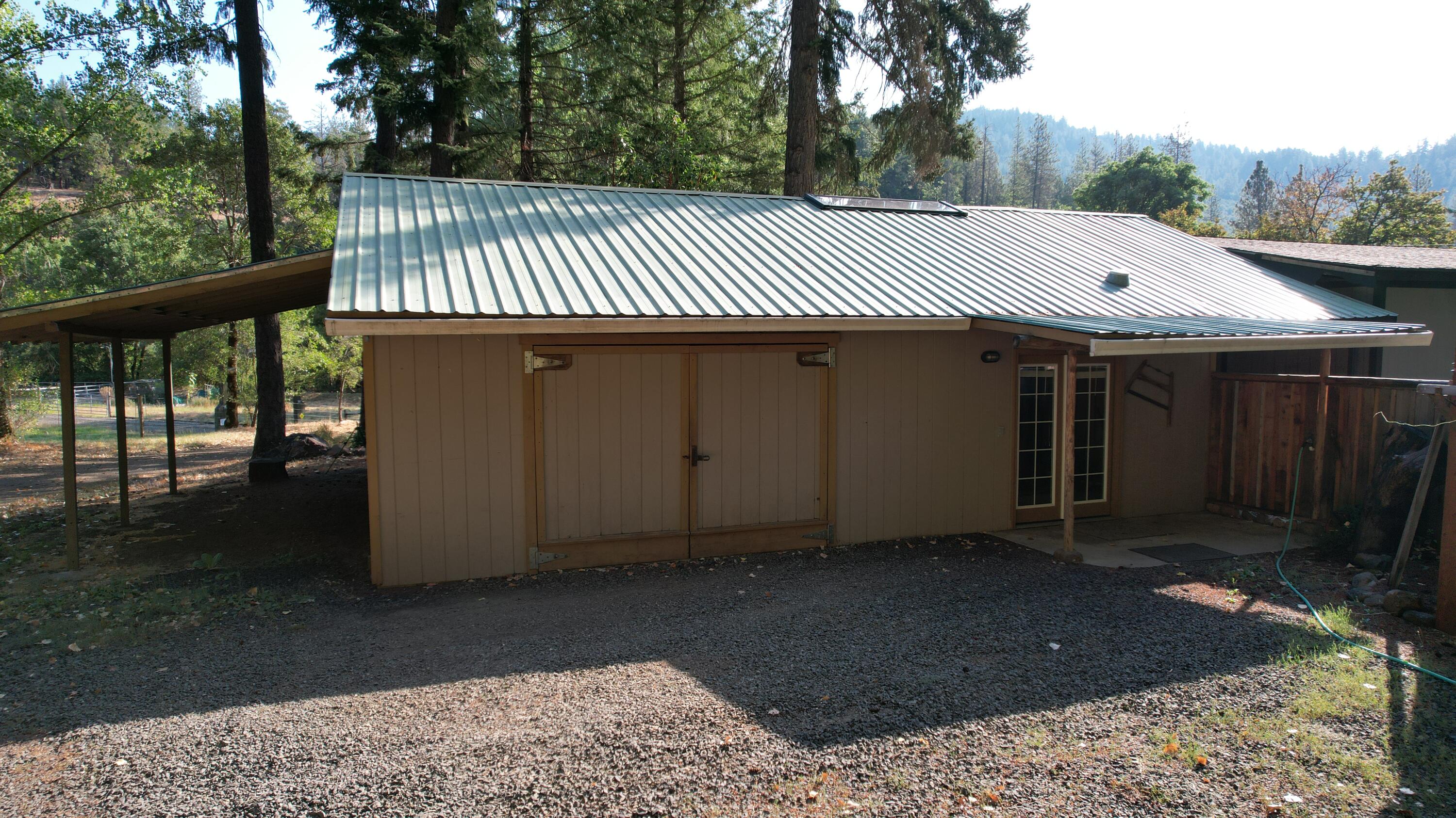 321 Taylor Road Trail, OR 97541 - Photo 53 of 56 Shop/Storage