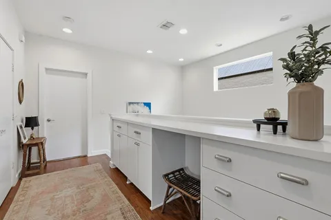 $800,000 | 3001 Del Curto Road, Unit 31, Austin, TX 78704