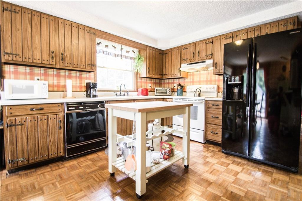 217 Dirigo Road China, ME 04358 - Photo 12 of 35 Kitchen with rolling island.