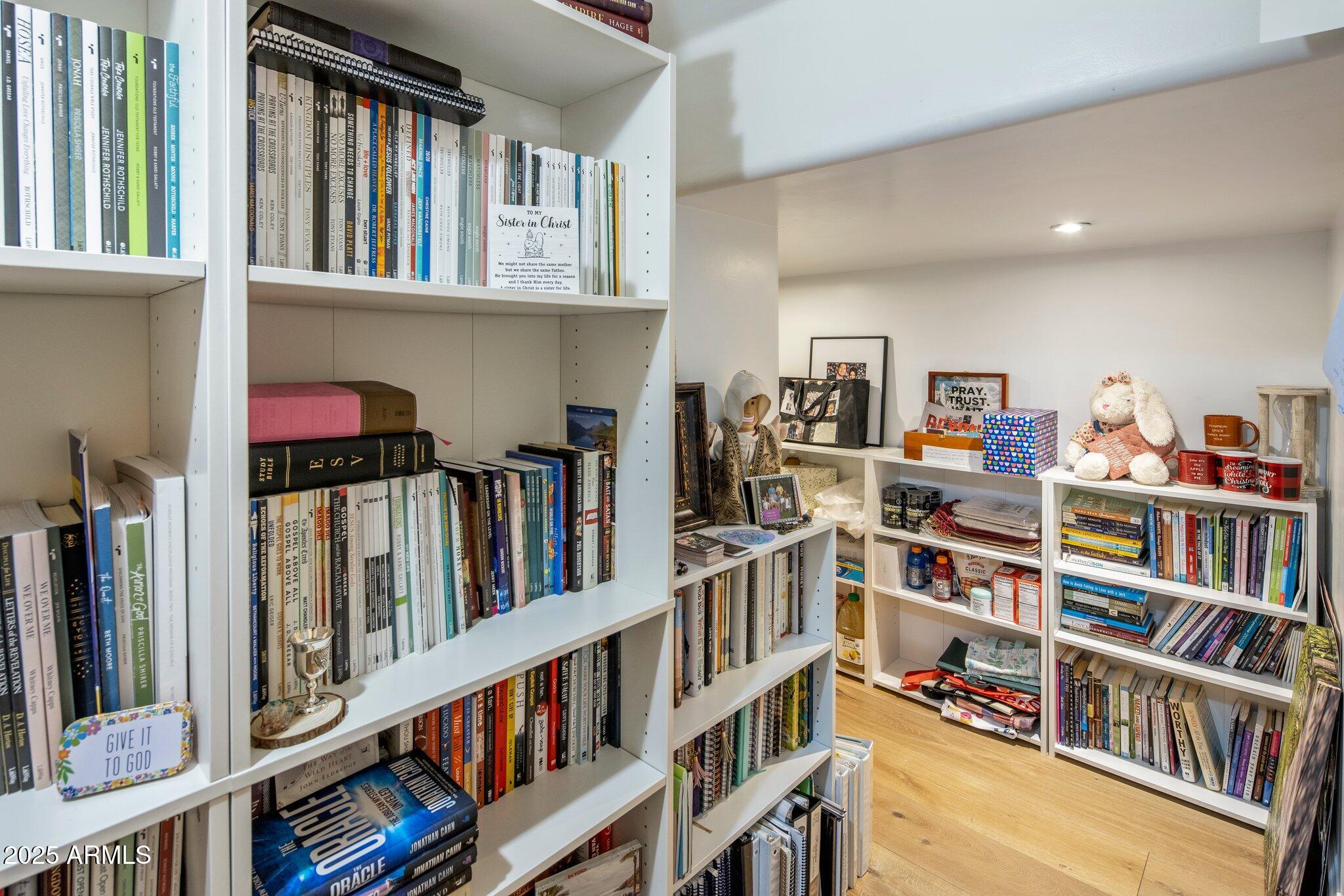 3741 East Ember Glow Way Phoenix, AZ 85050 - Photo 13 of 71 13