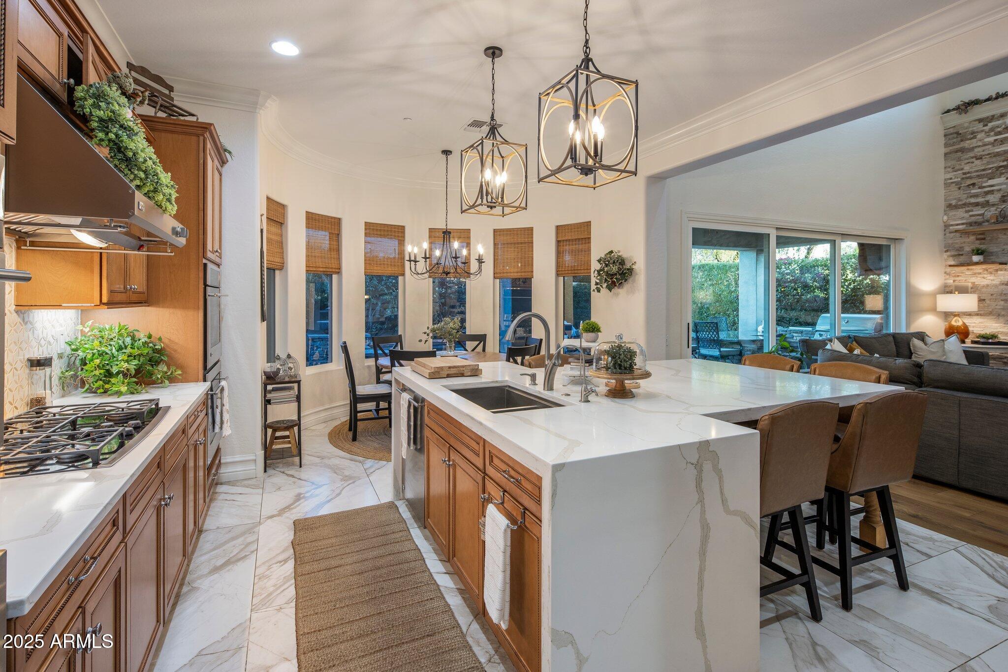 3741 East Ember Glow Way Phoenix, AZ 85050 - Photo 7 of 71 7