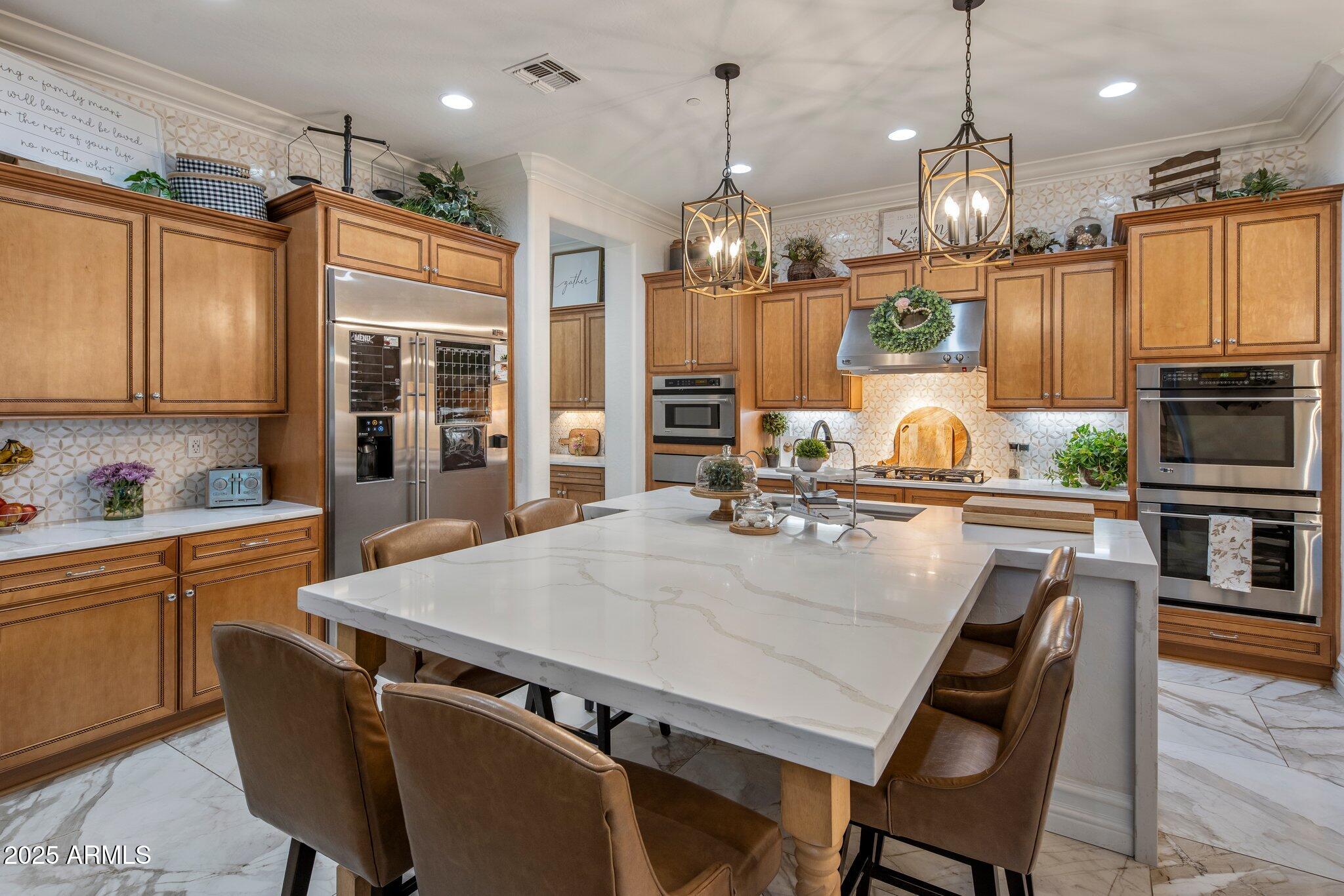 3741 East Ember Glow Way Phoenix, AZ 85050 - Photo 8 of 71 8