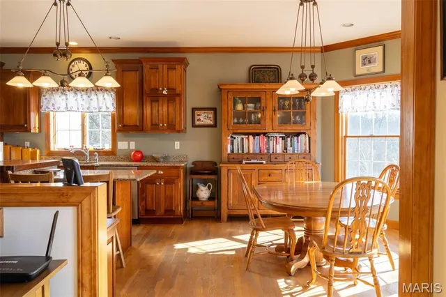 $895,000 | 9445 Hwy An, Rosebud, MO 63091