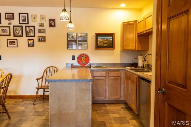 $895,000 | 9445 Hwy An, Rosebud, MO 63091