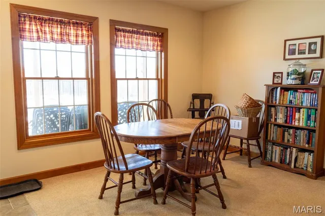 $895,000 | 9445 Hwy An, Rosebud, MO 63091