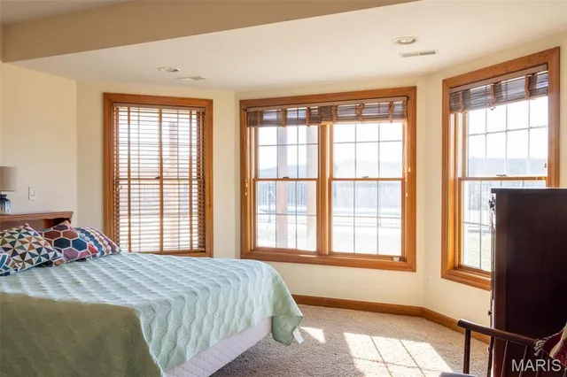 $895,000 | 9445 Hwy An, Rosebud, MO 63091