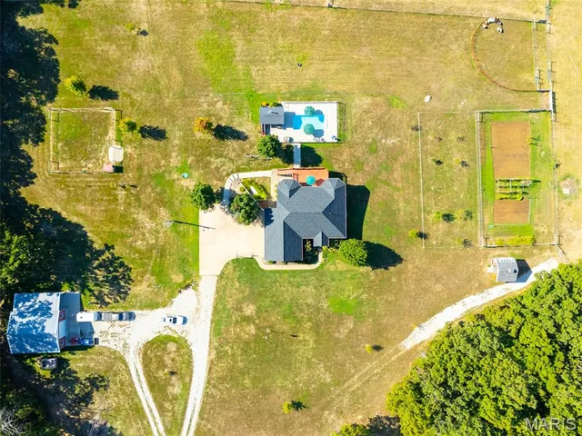 $895,000 | 9445 Hwy An, Rosebud, MO 63091