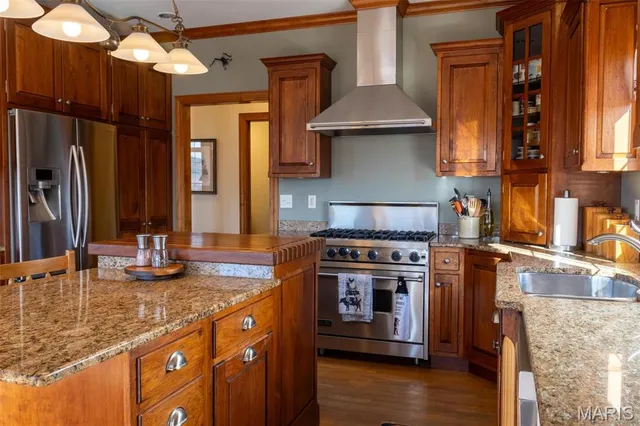 $895,000 | 9445 Hwy An, Rosebud, MO 63091