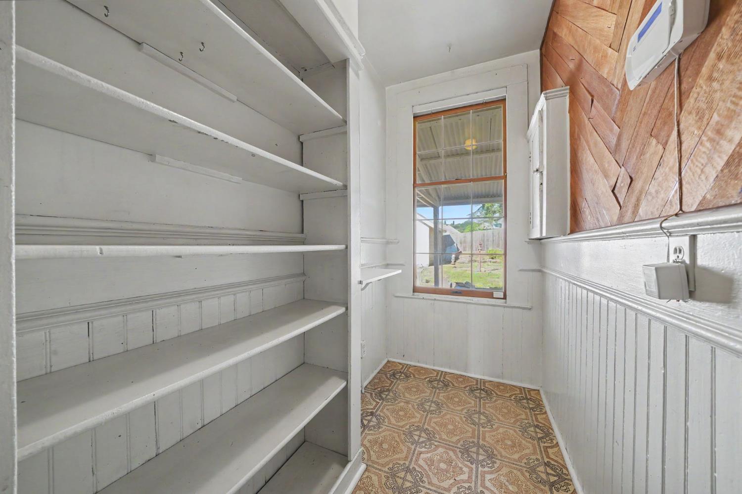 415 Church Street Jackson, CA 95642 - Photo 15 of 21 Versatile butlers pantry