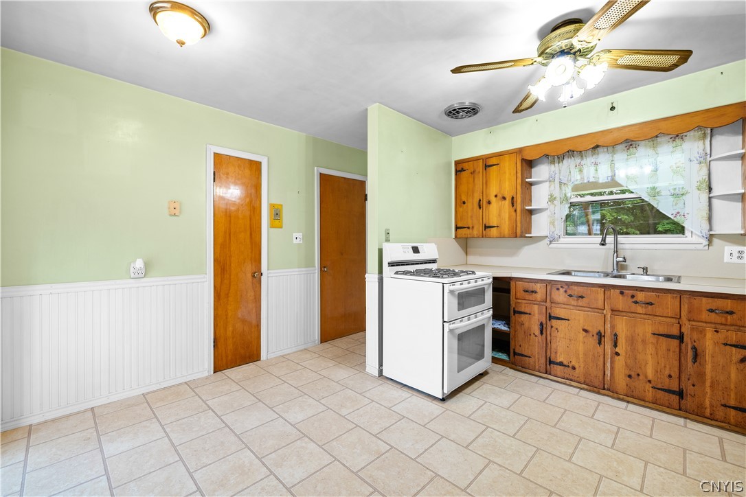 6 Roman Road New Hartford, NY 13413 - Photo 9 of 27