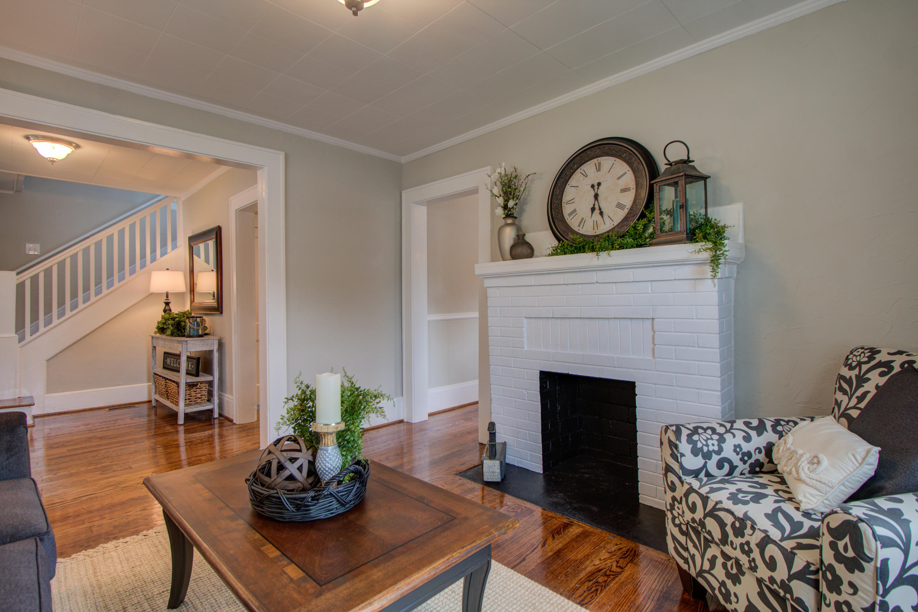 2136 Holley Road Roanoke, VA 24012 - Photo 4 of 29 _MG_0202_3_4_5_6